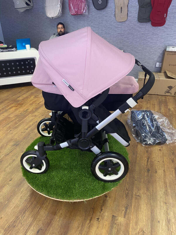 Bugaboo Donkey 2 - Silver frame - Black fabrics - Soft Pink Hoods - Image 4