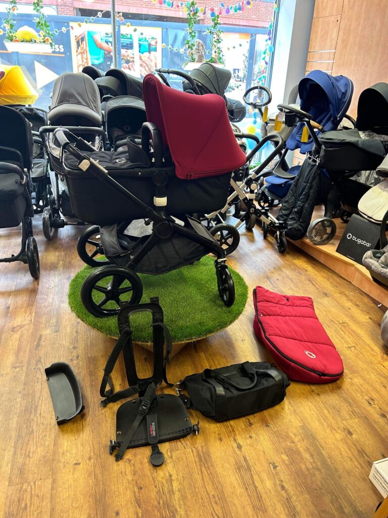 Bugaboo Fox - Black & Ruby Red