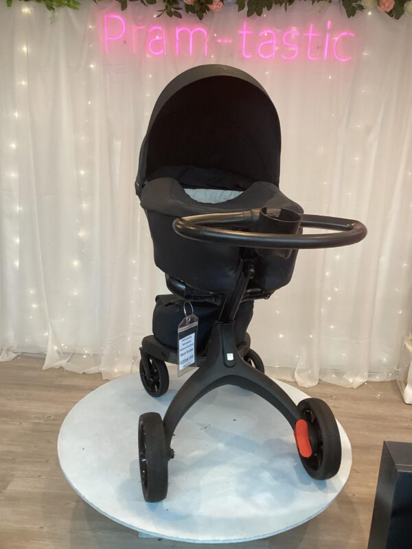 All black stokke - Image 12
