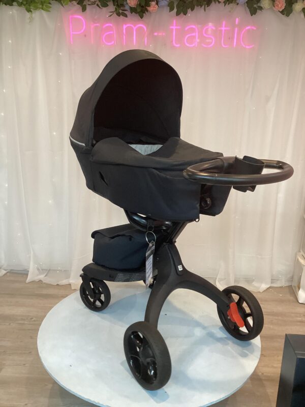 All black stokke - Image 11