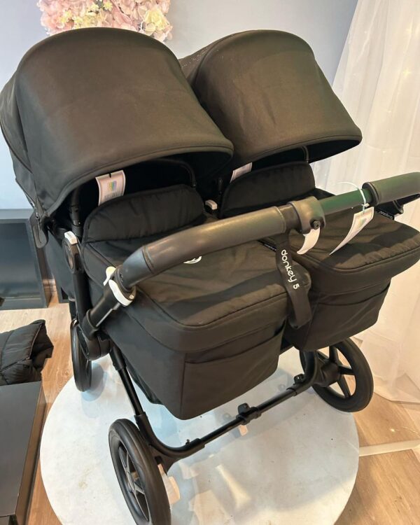 Bugaboo Donkey 5 - Twin - All Black Full Bundle set Up - Image 2
